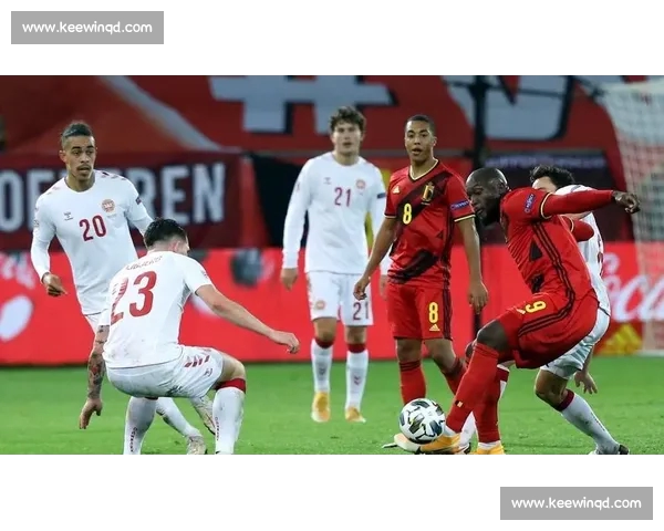 意甲多场对决尘埃落定豪门争冠格局再生变本轮赛果引热议球迷关注